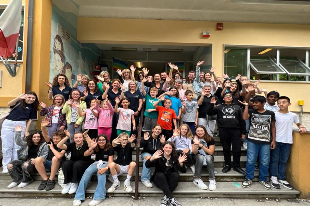 scuola Cuzzi, monfalcone, demolizione