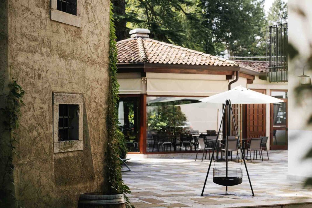 Accademia-Vine-Lodge