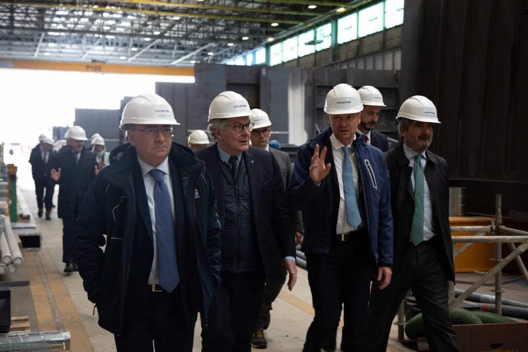 Thierry Breton visita lo stabilimento Fincantieri di Monfalcone