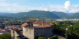 Anche le statue parlano Borgo Castello