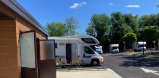 Camper