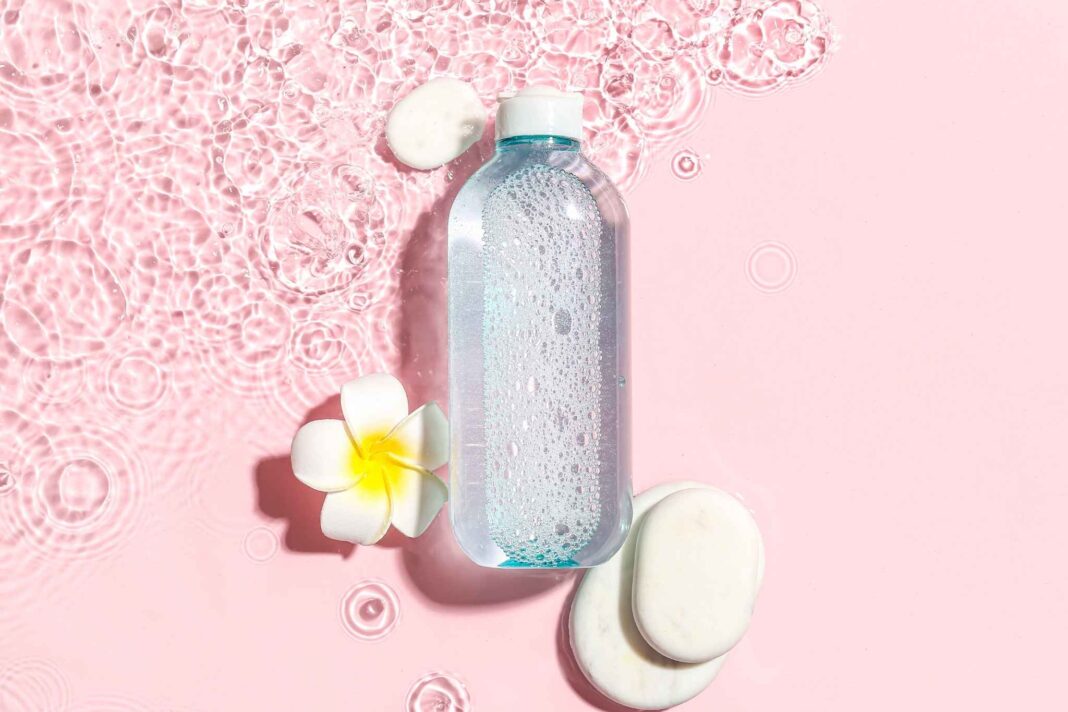 boccetta di acqua micellare