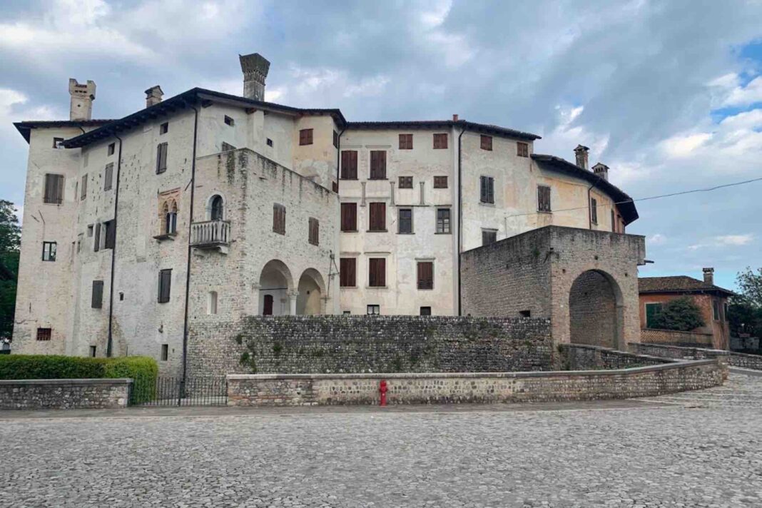 castello di valvasone